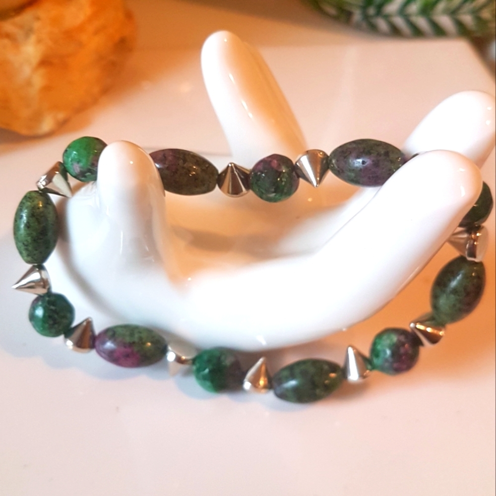 Any 2 for $40 Unisex🌹 Every Rose Has its Thorn Ruby Zoisite bracelet